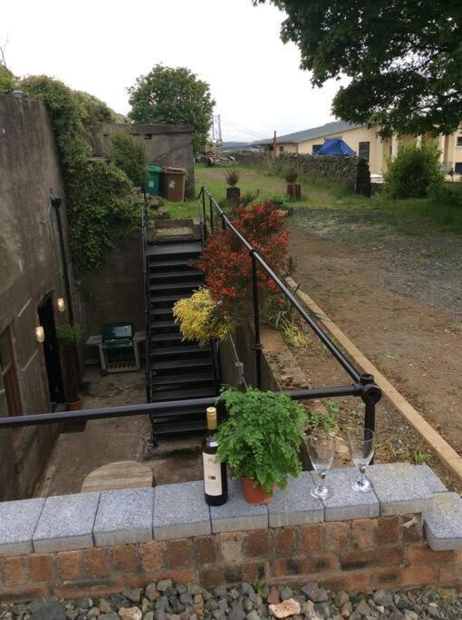 Villa The Armoury: Stylish Ww1 Bunker North Queensferry Exterior foto
